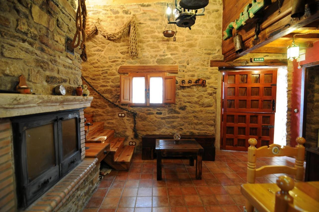 Cabeza del Caballo La Resbalina Casa Rural מראה חיצוני תמונה